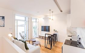 Wonderful Duplex W Private Patio & Ac By Lovelystay